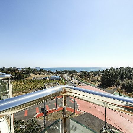 Jeju Jungmun Ocean Blue Hotel Seogwipo Exterior photo