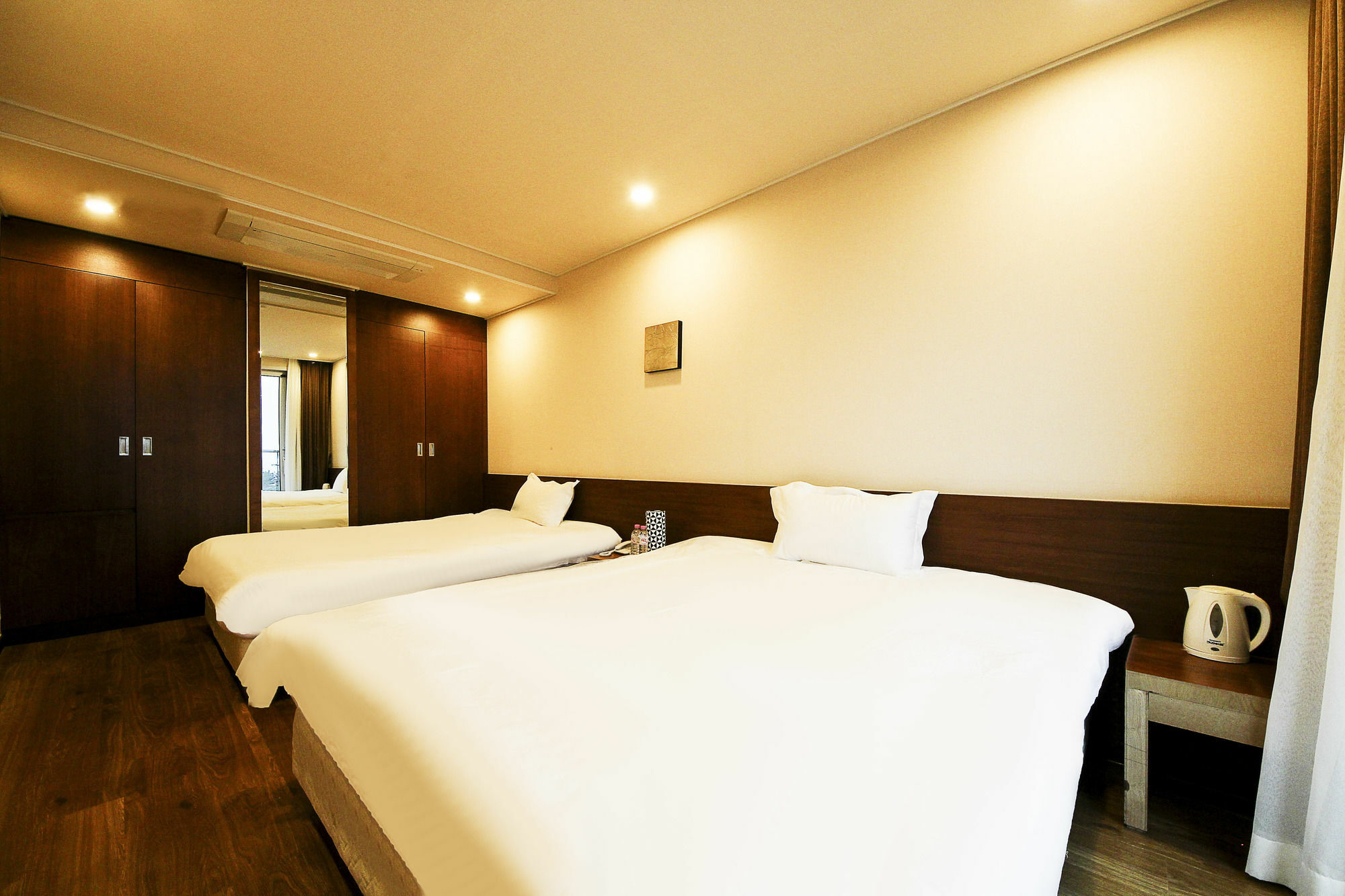 Jeju Jungmun Ocean Blue Hotel Seogwipo Exterior photo