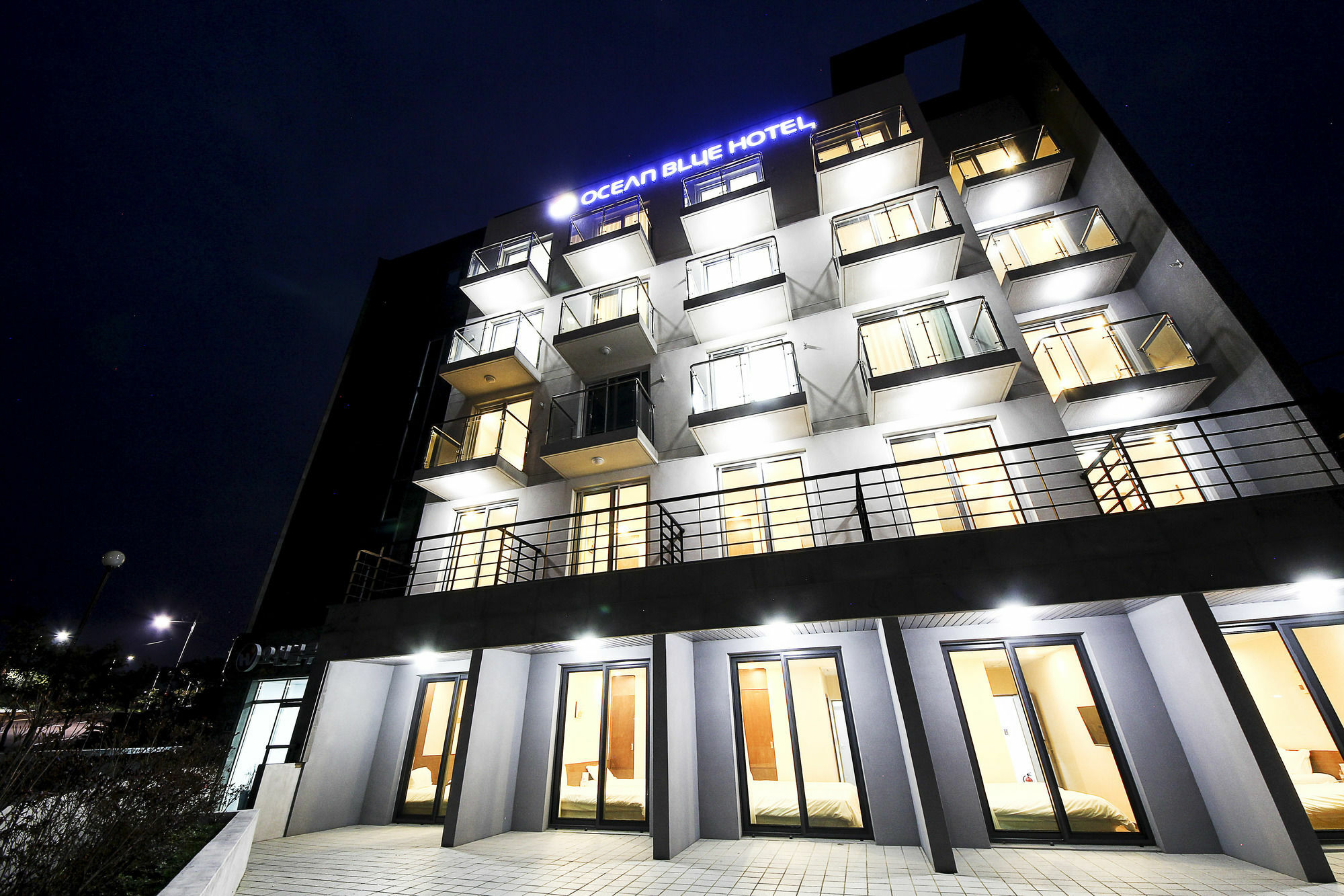 Jeju Jungmun Ocean Blue Hotel Seogwipo Exterior photo